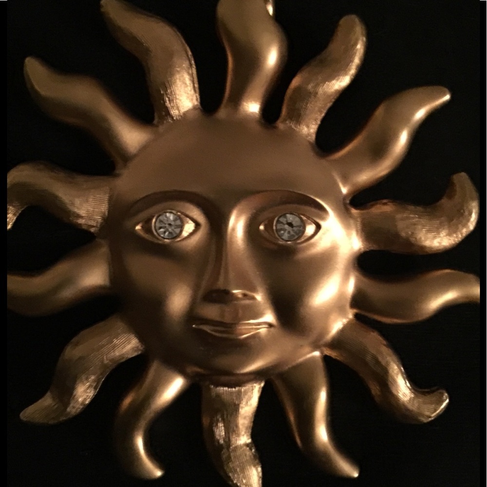 🌞Beautiful Sun Brooch